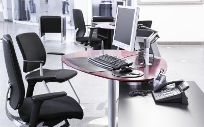 Top 5 Office Desks & Chairs for Comfort and Productivity