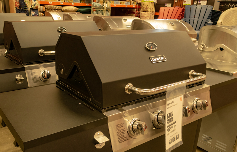 Top 10 Outdoor Grills That Make You the BBQ MVP