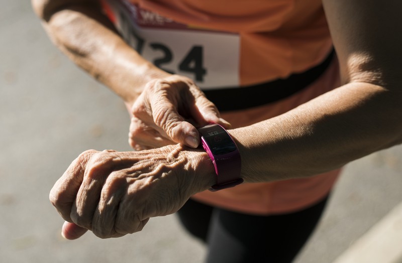 Track Every Rep & Step: Wearable Fitness Tech That Keeps Up With You