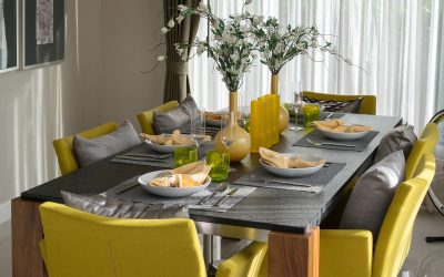 Chic Dining Tables and Chairs to Enhance Your Kitchen Aesthetic