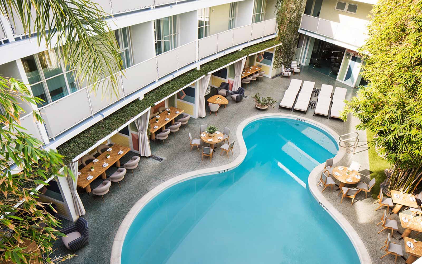 fourth-wing-by-rebecca-yarros-hardcover