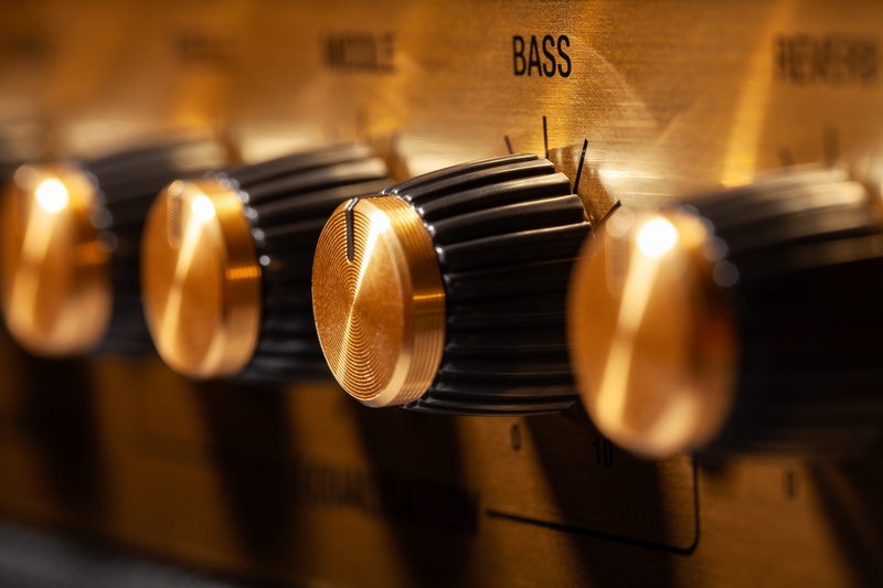 Crank the Low End: Top Bass Amps in 2025