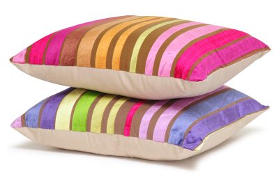 Pillows Everyone’s Talking About for Ultimate Comfort & Style