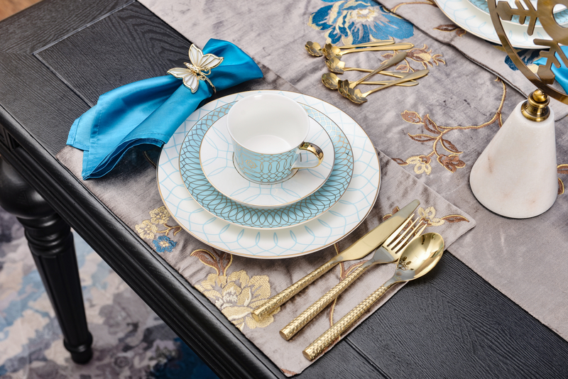 Stylish Dinnerware Sets Everyone’s Buying Right Now
